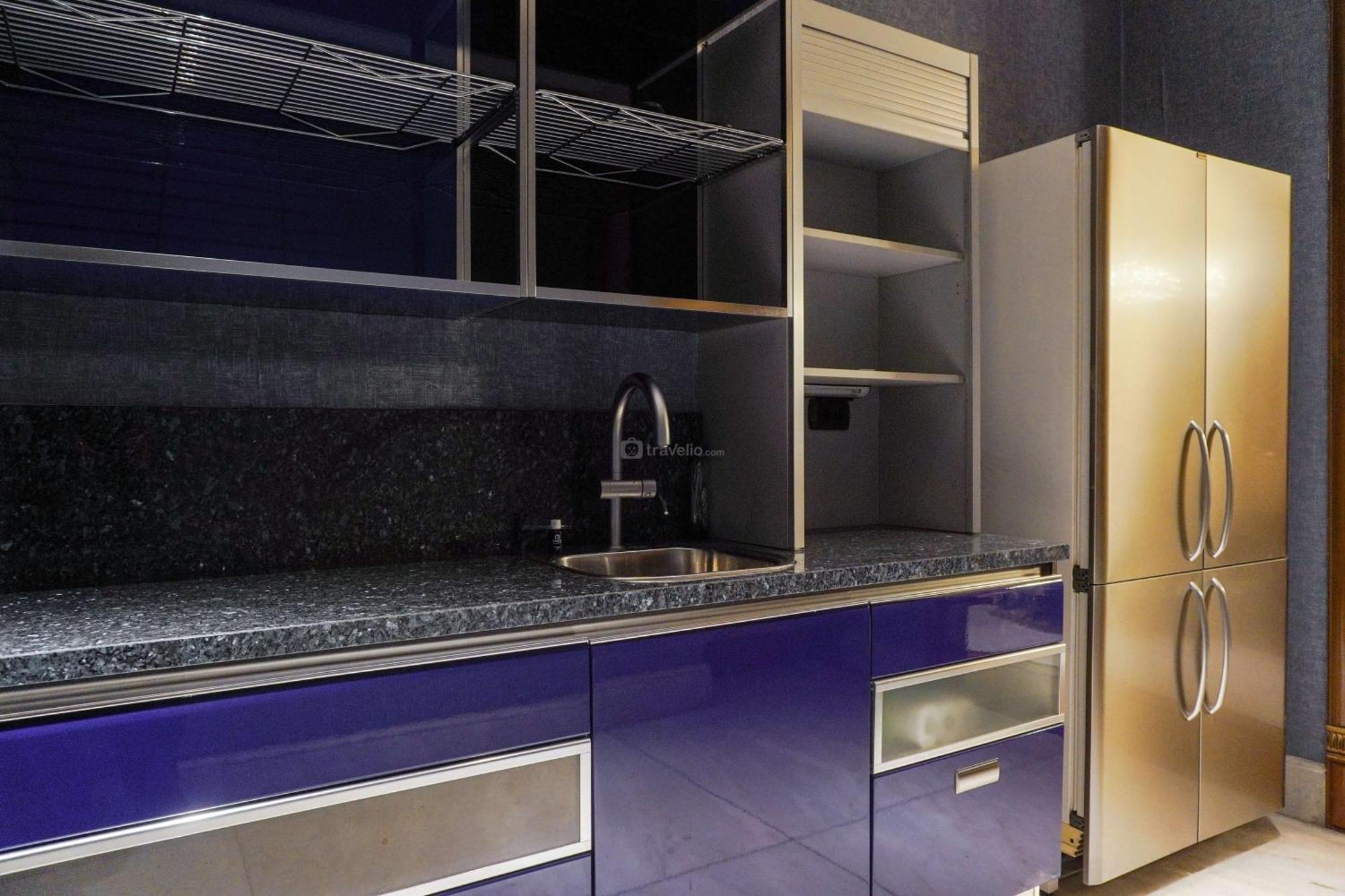 Appartement Luxurious And Strategic 4br Da Vinci By Travelio Jakarta