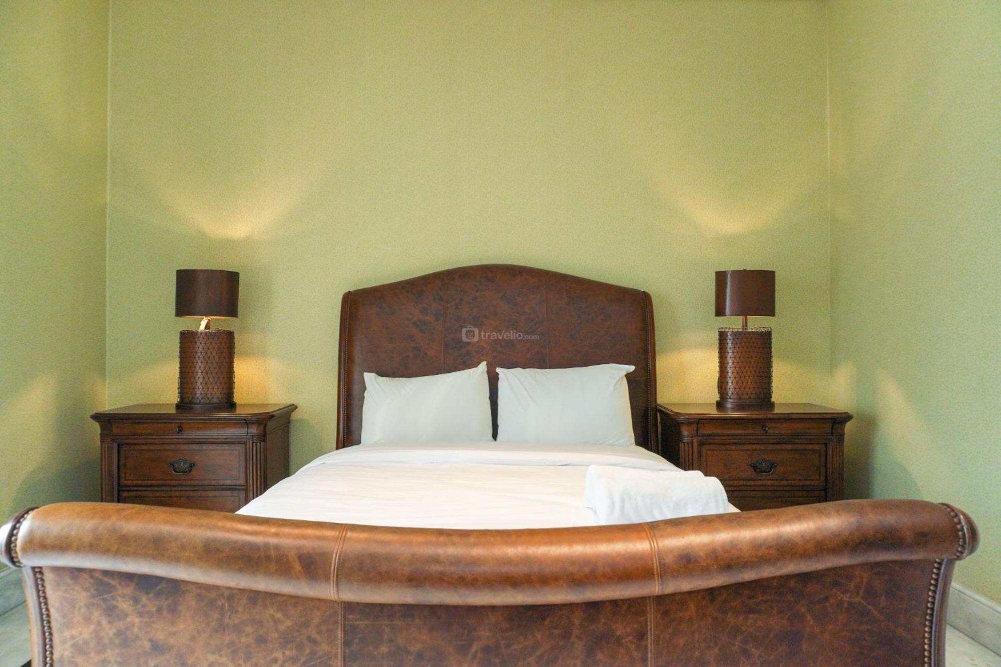 Appartement Luxurious And Strategic 4br Da Vinci By Travelio *