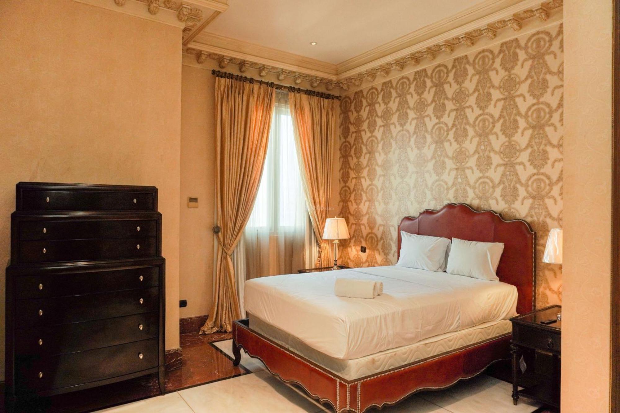Luxurious And Strategic 4br Da Vinci By Travelio *